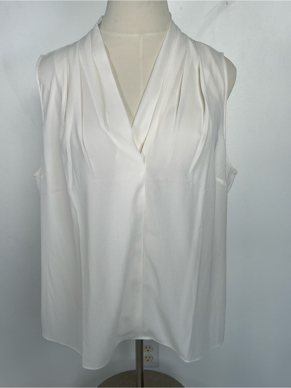 NWT! Soft Surroundings Sleeveless Cream Blouse Size 3X